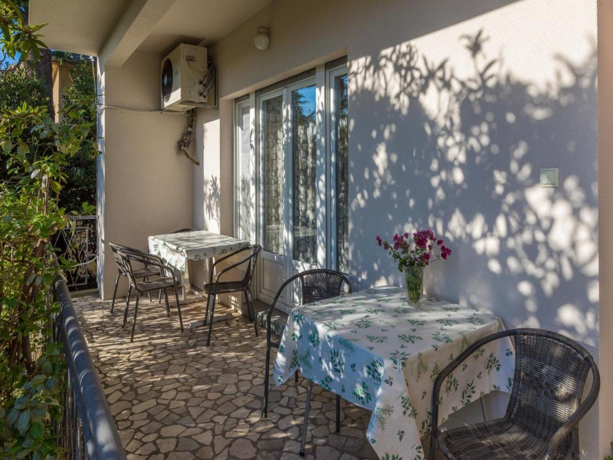 Apartments Drago Novi Vinodolski Exterior photo
